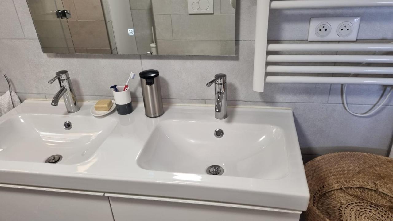 Paris Beaugrenelle: Charmante Residence エクステリア 写真